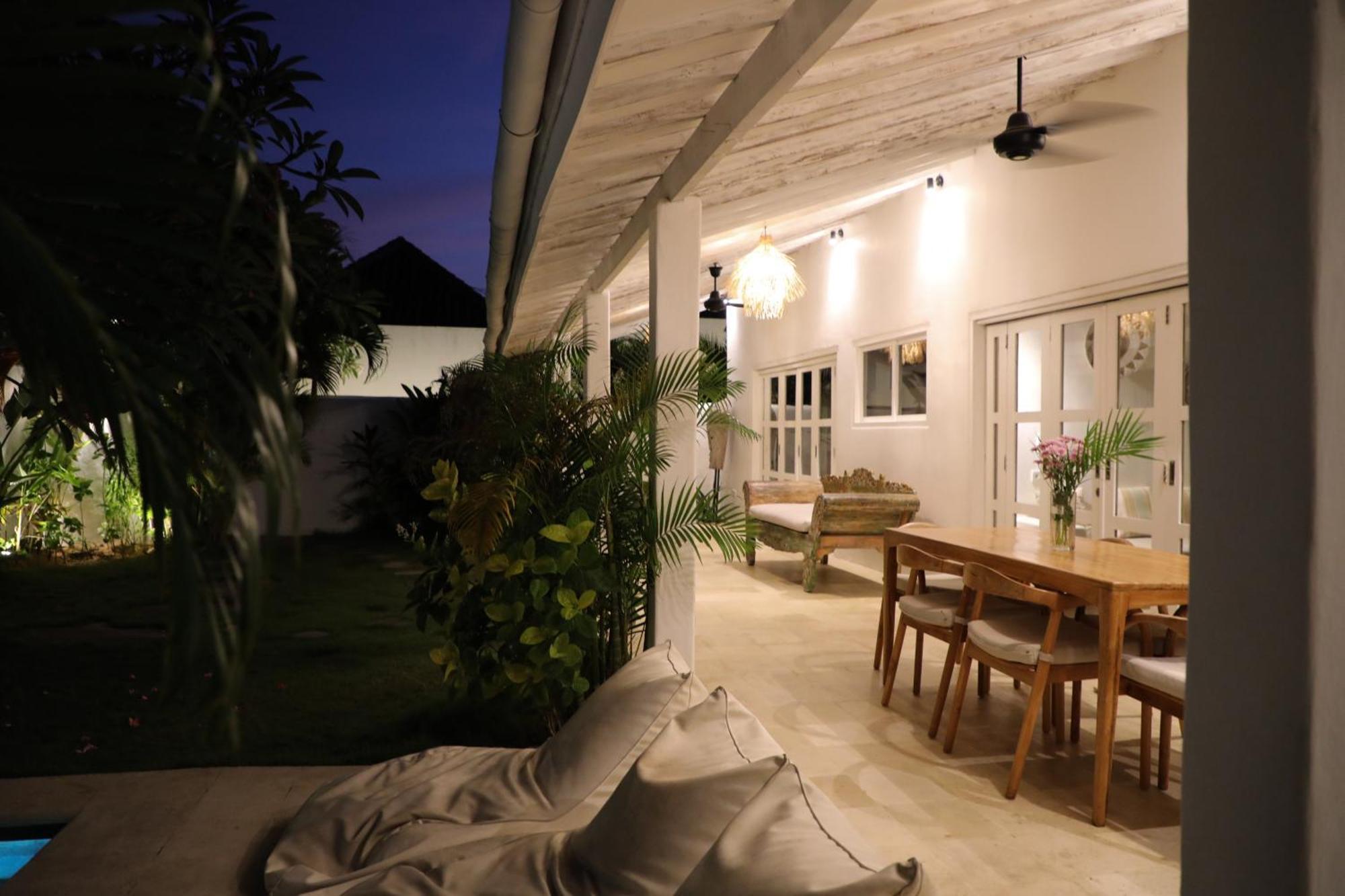 Villa Tom & Lucie Bingin Beach Uluwatu Kültér fotó